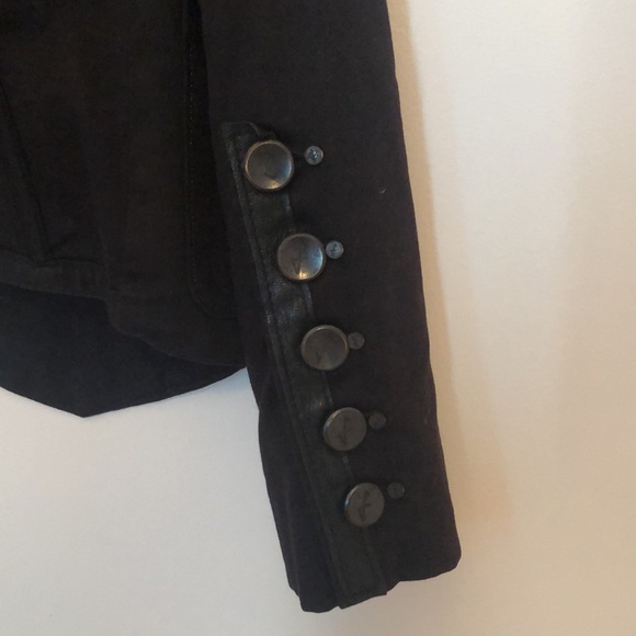 Black blazer - size small - Picture 4 of 7